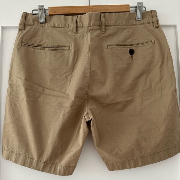 Men’s J.Crew Shorts, Size 31 - Picture 2 of 5
